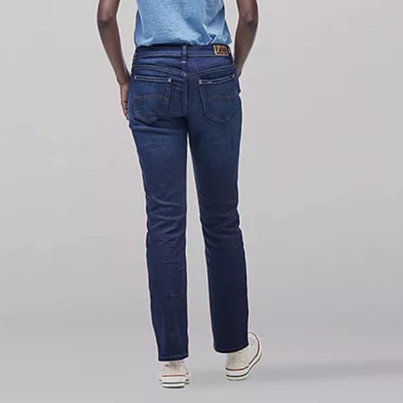 Women's Lee® Legendary Regular Fit, Straight Leg Mid Rise Jeans - Picture 4 of 5
